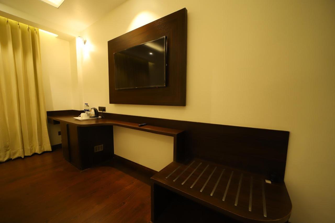 Hotel Dvij Inn Jaipur Ngoại thất bức ảnh